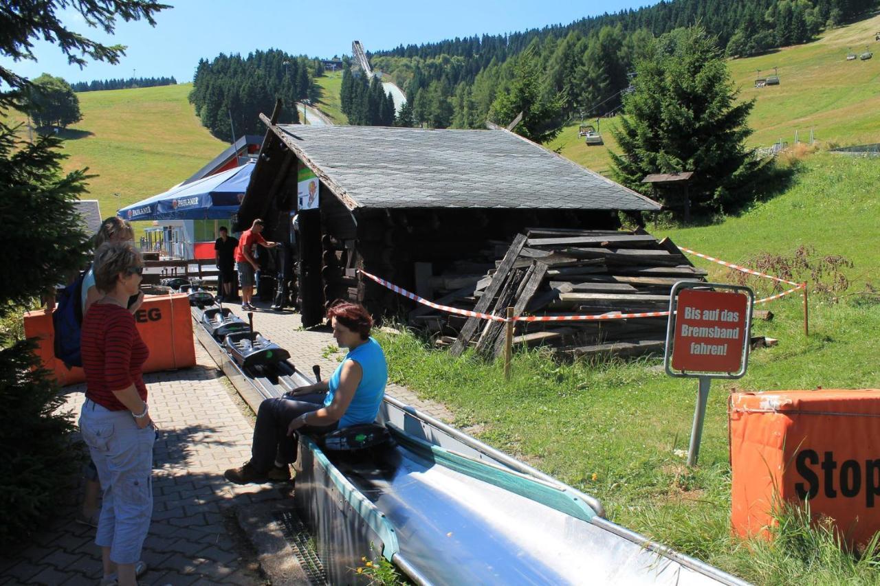 Appartements Im "Landhaus Am Frohnauer Hammer" Annaberg-Buchholz Eksteriør bilde