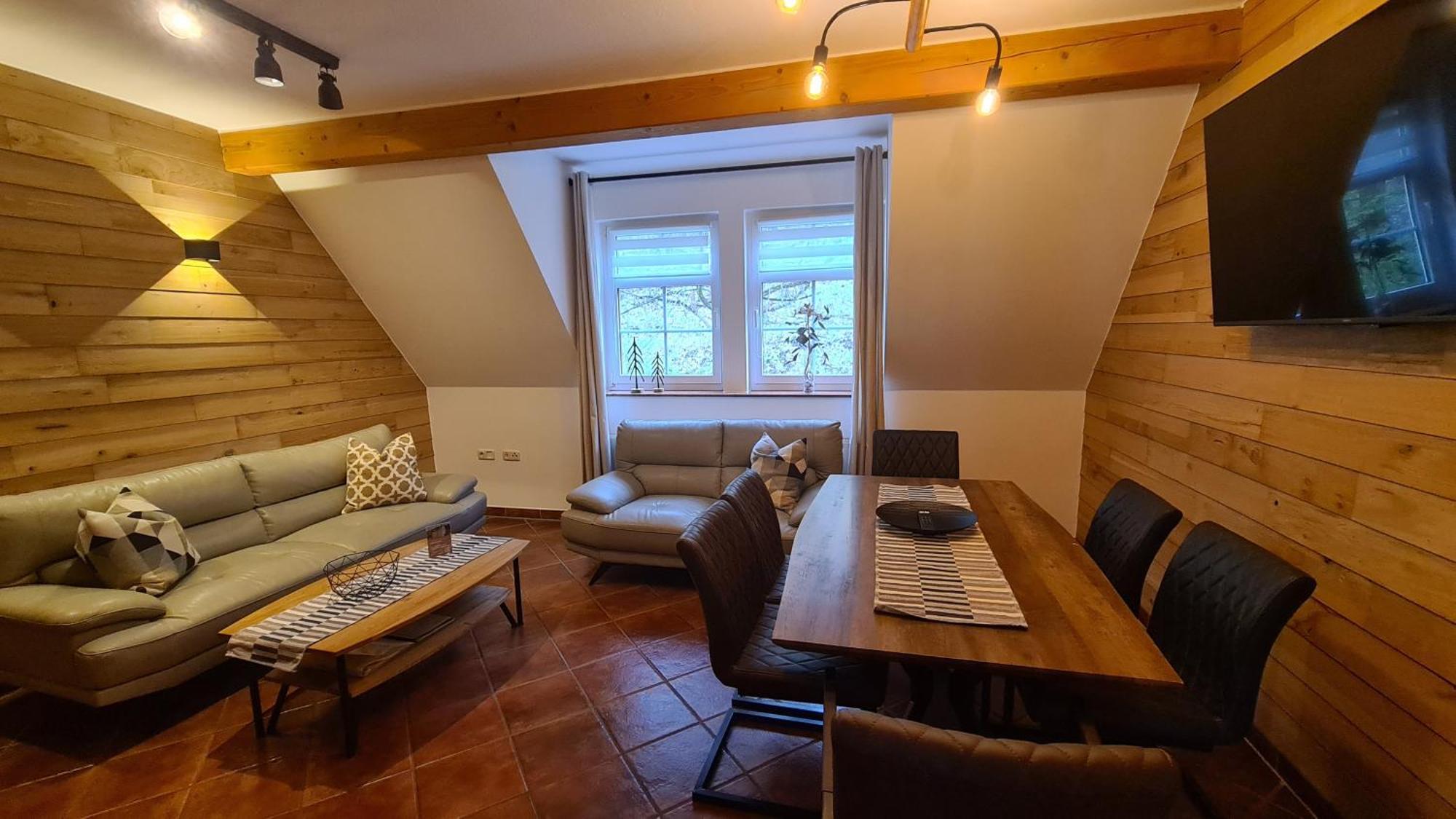 Appartements Im "Landhaus Am Frohnauer Hammer" Annaberg-Buchholz Eksteriør bilde